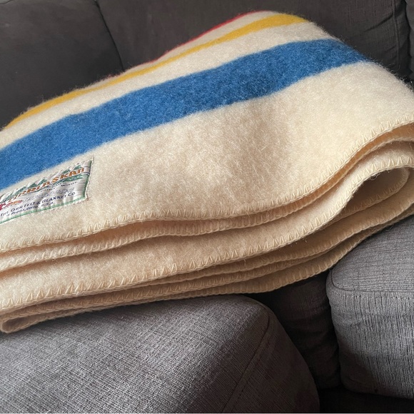 VINTAGE ORRLASKAN 100% WOOL BLANKET - Picture 6 of 6